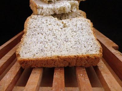 PAIN AU PAVOT ET CITRON VERT PAIN AU PAVOT ET CITRON VERT