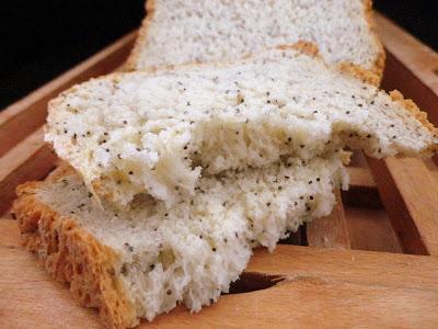 PAIN AU PAVOT ET CITRON VERT PAIN AU PAVOT ET CITRON VERT