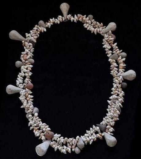 Le soudan et 35 petites pyramides découvertes, au temps de l'Égypte ancienne ! ce-collier-a-ete-reconstitue-a-partir-de-1500-perles-colore.jpg