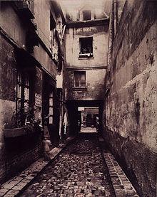 Paris sur les pas d’Eugène Atget & balade de Rambuteau au Panthéon (Paris 4,5,6) 28_rue_Broca_(Paris),_par_Atget_(vers_1919-1920)