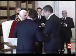 Moi non plus, j’aurais pas voulu être pape ! bigard