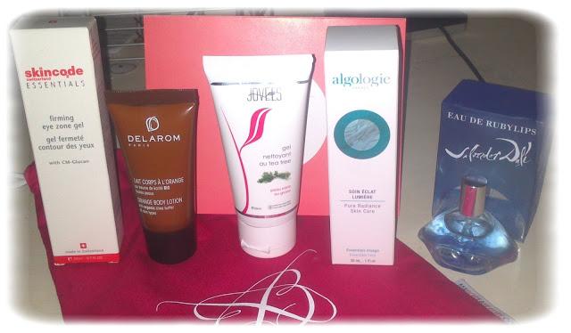 Ma boite a beauté - Novembre & DécembreIl y a quelque... Ma boite a beauté - Novembre & DécembreIl y a quelque...