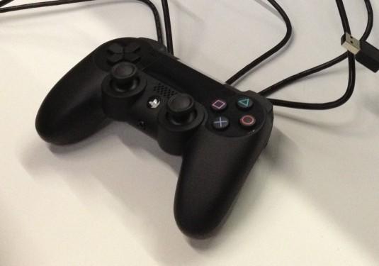 La manette PS4 se dévoile a nouveau ?! manette PS4