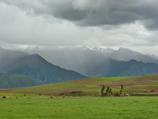 D'Ollantaytambo à Cuzco : la vallée sacrée D'Ollantaytambo à Cuzco : la vallée sacrée