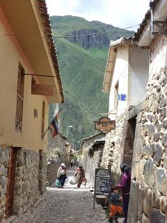 D'Ollantaytambo à Cuzco : la vallée sacrée D'Ollantaytambo à Cuzco : la vallée sacrée