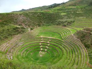 D'Ollantaytambo à Cuzco : la vallée sacrée D'Ollantaytambo à Cuzco : la vallée sacrée