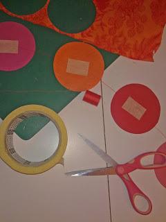 Faire ses propres guirlandes en papier pour égayer sa déco ! Faire ses propres guirlandes en papier pour égayer sa déco !