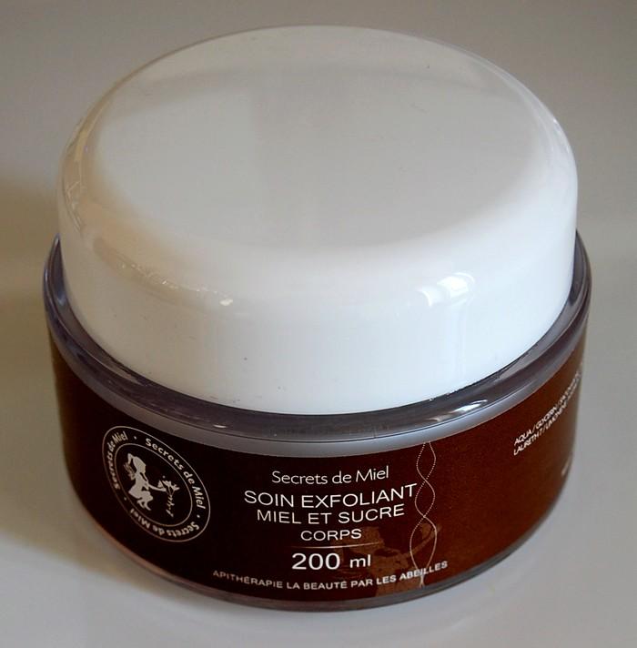 gommage secrets de miel Deux gommages au banc d’essai : Secrets de Miel/Richesses du Monde