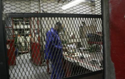 un-atelier-de-travail-en-prison Le travail en prison ou le combat des juges du fond