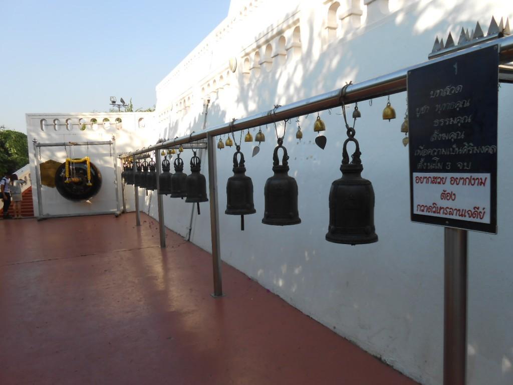 Cloches et gong dans les temples bouddhistes