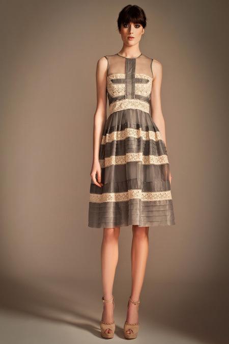 Temperley LondonTrès belle robe, j'adore !