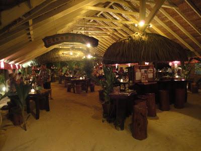 Iles de la Société ( de consommation ! ) Iles de la Société ( de consommation ! )