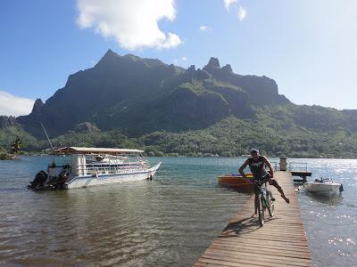 Iles de la Société ( de consommation ! ) Iles de la Société ( de consommation ! )
