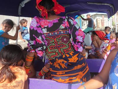 Panama : archipel San Blas en territoire Kuna-Yala Panama : archipel San Blas en territoire Kuna-Yala