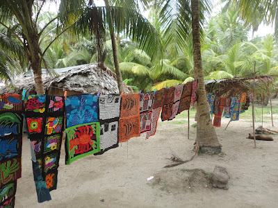 Panama : archipel San Blas en territoire Kuna-Yala Panama : archipel San Blas en territoire Kuna-Yala