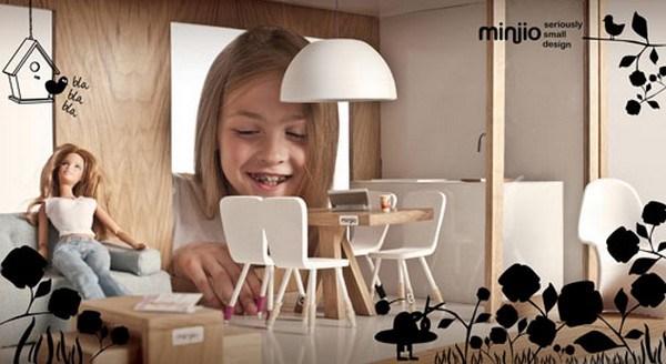 5 Miniio Modern Doll House on CharliEstine.net