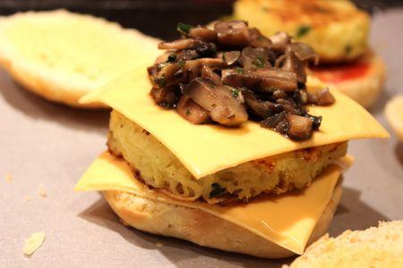 Burger végétarien rösti-champignons IMG_4955r