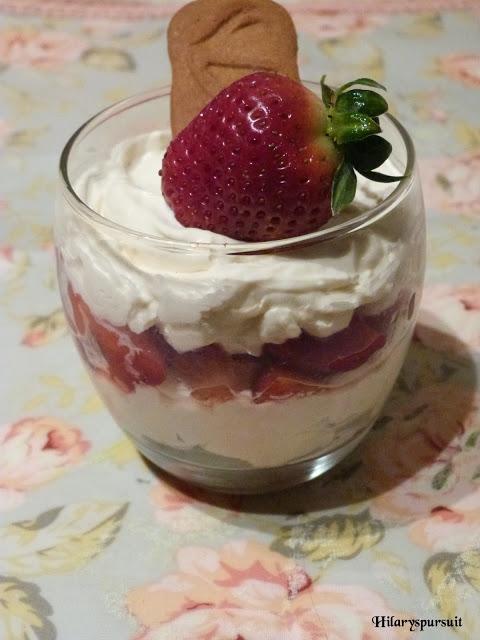 Trifle gourmand fraise speculoos / Yummy strawberry and speculoos trifle