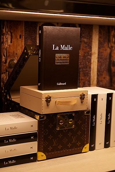 Lancement du livre LA MALLE. Louis Vuitton. 210220-copie-1