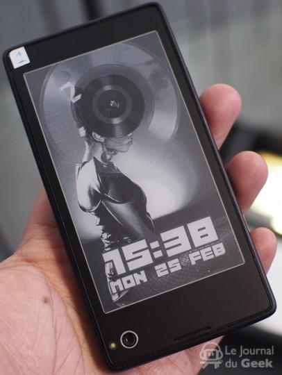 MWC : le YotaPhone en photos ! OLYMPUS DIGITAL CAMERA