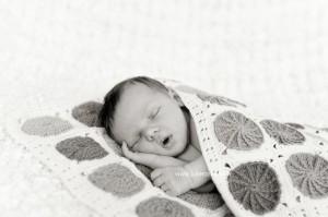 Séance photos nouveau-né Paris : Esmée Séance photos nouveau-né Paris : Esmée