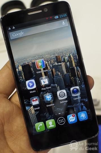 MWC : photos des smartphones Alcatel One Touch OLYMPUS DIGITAL CAMERA