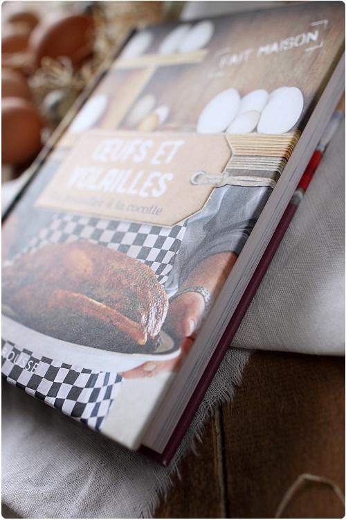 Avis Oeufs et volailles Du poulailler à la cocotte et 2 exemplaires à gagner Avis Oeufs et volailles Du poulailler à la cocotte et 2 exemplaires à gagner