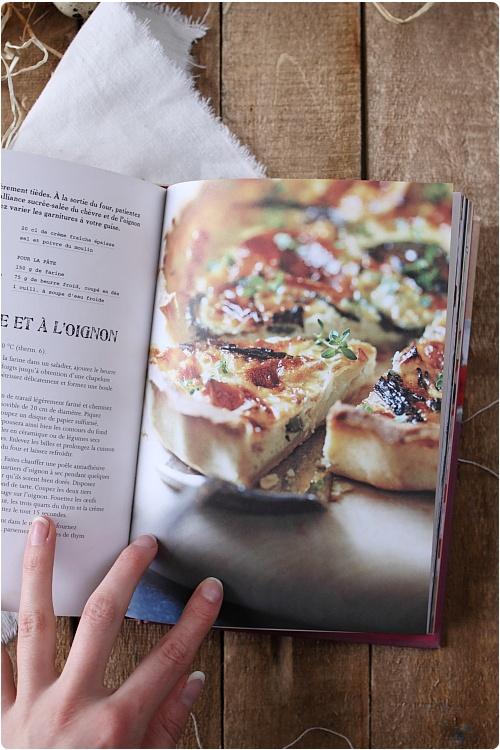 Avis Oeufs et volailles Du poulailler à la cocotte et 2 exemplaires à gagner Avis Oeufs et volailles Du poulailler à la cocotte et 2 exemplaires à gagner