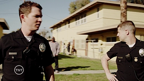 Critiques Séries : SouthLAnd. Saison 5. Episode 3. Babel. vlcsnap-2013-02-28-17h40m40s83.png