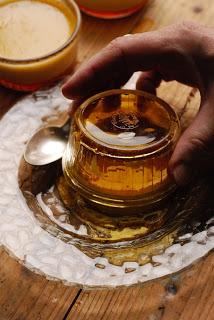 Le vendredi c'est retour vers le futur… Avec les crèmes caramel c'est toujours tu veux ou tu veux pas !!! Le vendredi c'est retour vers le futur… Avec les crèmes caramel c'est toujours tu veux ou tu veux pas !!!