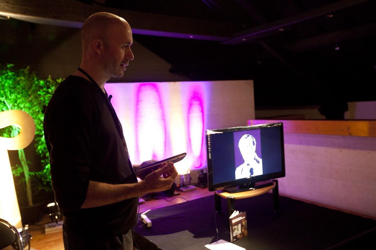 Encore les soldes ! http://www.festival-polar-cognac.fr/Images/festival2012/_MG_6240%202012.jpg