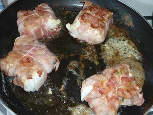 Ballotins de cabillaud sur embeurrée de chou frisé P1130210