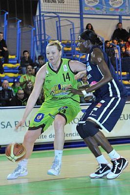 LFB : Izabela PIEKARSKA renforce le Hainaut Izabela-PIEKARSKA--Hainaut-Basket-_Daniel-LEMOINE.jpg