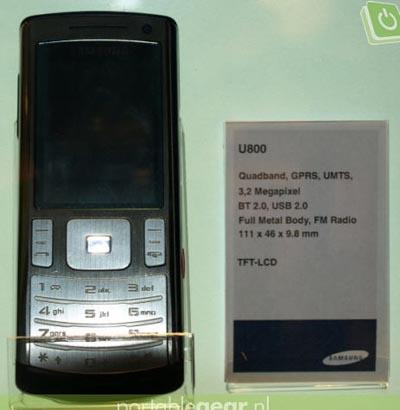 Samsung i900, L870, U800 dévoilés U800