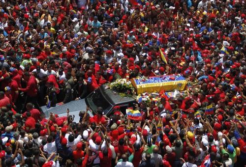 Vénézuela : le pays bascule dans l’après Chavez