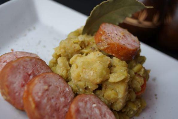Pois cassés en potée, saucisses de Montbéliard Pois cassés en potée, saucisses de Montbéliard - 2
