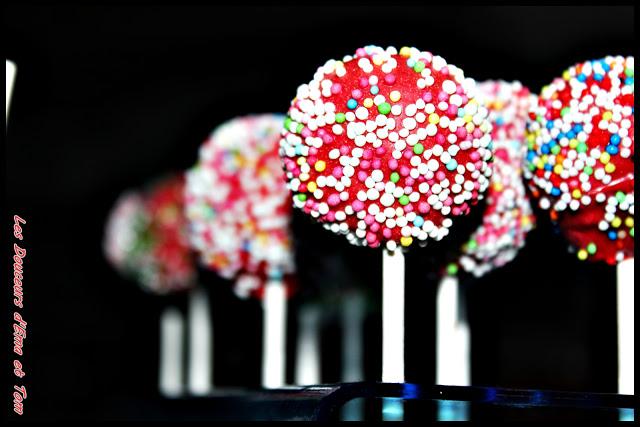 Cake pops façon fondant au chocolat Cake pops façon fondant au chocolat