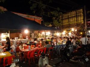 Le street food, les cantines khlmeres et les plats à 50cts à Siem Reap... en Aoùut 2012