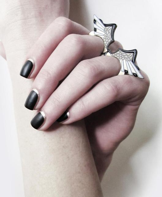 Les bijoux Nuit Numéro 12 bague aile nuit numero 12