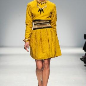 Paris Fashion Week Automne/Hiver 2013/2014 Highlights Manish Arora 3