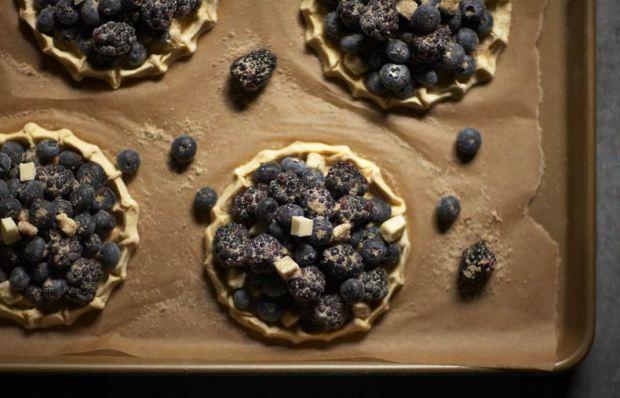Noel Barnhurst – Food photographer de-berrytart