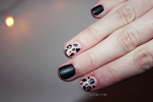 Mes Ongles vous disent Graou ! Mes Ongles vous disent Graou !