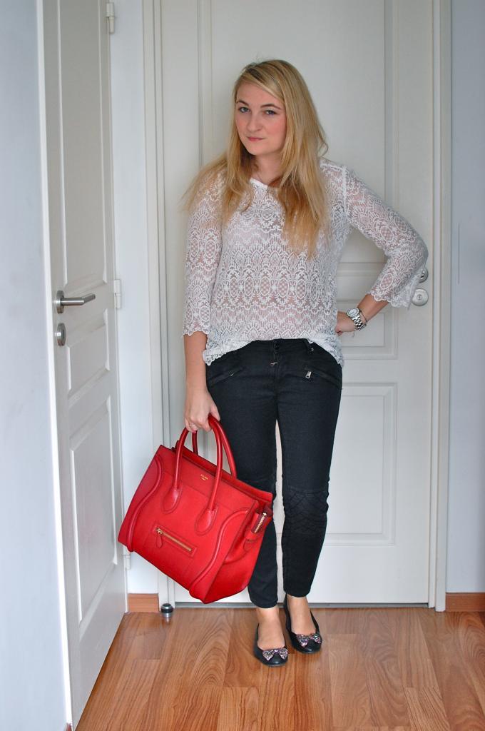 Inside room Inside room