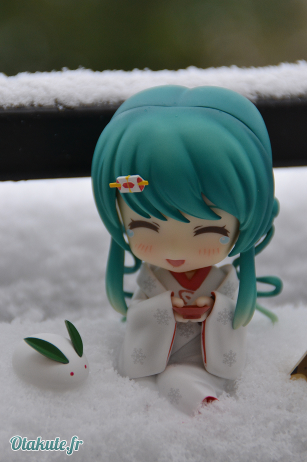 [Figurine - Review] Nendoroid Miku Snow 2013 Strawberry White Kimono Ver. by Good Smile Company