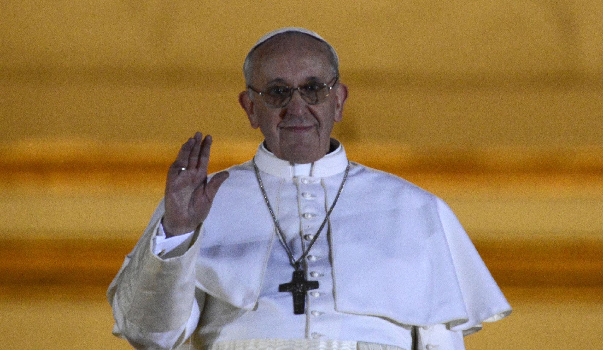 Le pape à l’heure médiatique