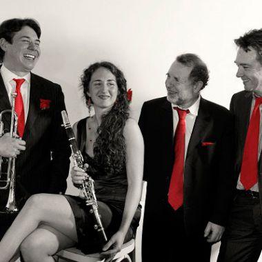 LES SWINGBERRIES: Jazz de chambre à l'HOTEL MERCURE Toulouse LES SWINGBERRIES: Jazz de chambre à l'HOTEL MERCURE Toulouse