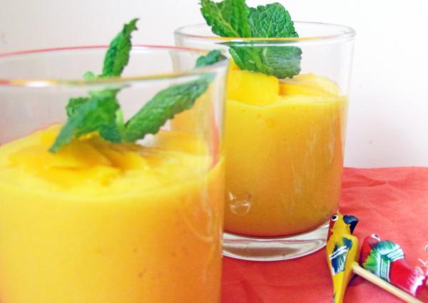 Mousse de mangue au lait de coco mangue