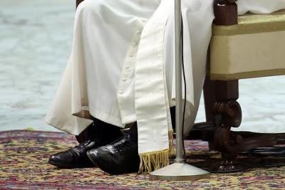 Les souliers du Pape Francis