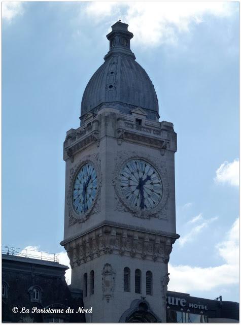 La Tour de l'Horloge et les fresques de la Gare de Lyon