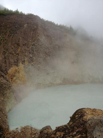 Waitukubuli National Trail: une deuxième journée au goût de souffre. Waitukubuli National Trail: une deuxième journée au goût de souffre.